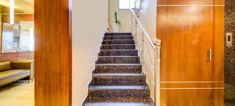 Fabhotel Arastu Plaza 酒店(FabHotel Arastu Plaza - Nr Nampally Railway Station)图片
