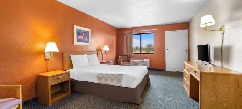 罗德威铜住宿本森 AZ I-10 304号出口(Rodeway Inn Benson Copper Stay)图片