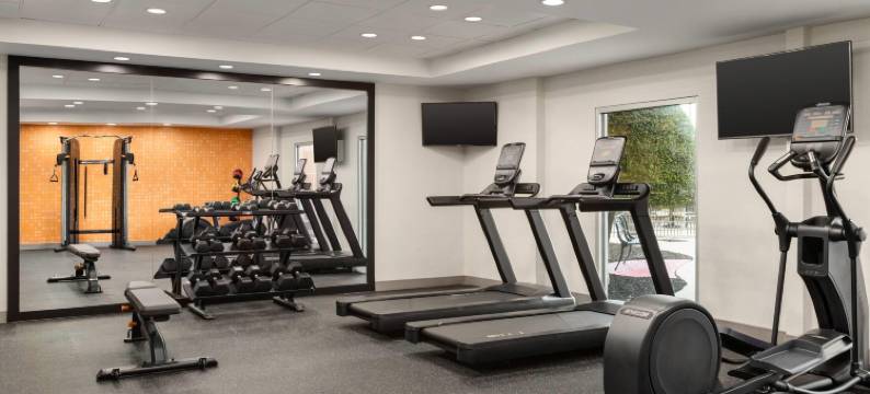 达拉斯阿林顿南拉昆塔温德姆套房酒店(La Quinta Inn & Suites by Wyndham Dallas Arlington South)图片