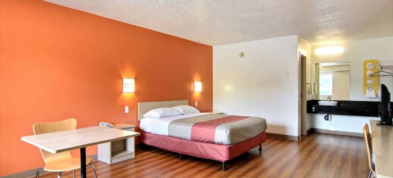 克利夫兰-米德尔堡6号汽车旅馆(Motel 6 Middleburg Heights, Oh - Cleveland)图片