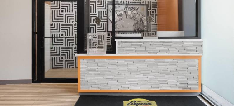 布朗克斯体育场附近温德姆速8酒店(Super 8 by Wyndham Bronx Near Stadium)图片