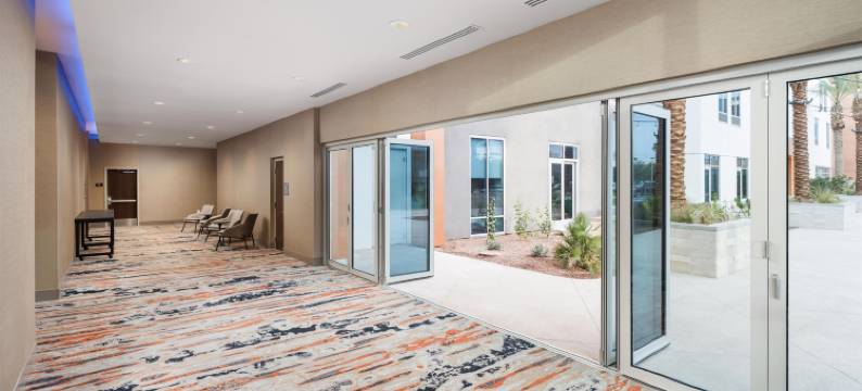 钱德勒市区希尔顿花园酒店(Hilton Garden Inn Chandler Downtown)图片