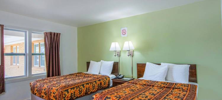 特拉维利尔汽车旅馆(Travelier Motel)图片