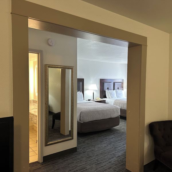 埃弗里特凯艺套房酒店(Quality Inn & Suites Everett)图片