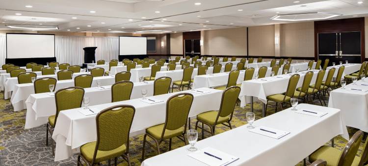 夏洛特南方公园希尔顿逸林酒店(DoubleTree Suites by Hilton Hotel Charlotte-Southpark)图片