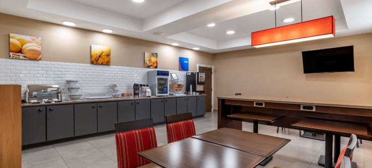 米尔布鲁克-普拉特维尔舒适套房酒店(Comfort Inn & Suites Millbrook-Prattville)图片