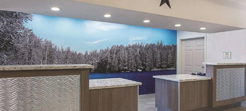 康罗拉昆塔温德姆套房酒店(La Quinta Inn & Suites by Wyndham Conroe)图片