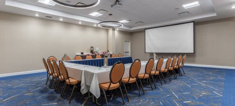 Holiday Inn & Suites 杰斐逊城(Holiday Inn & Suites JEFFERSON CITY by IHG)图片