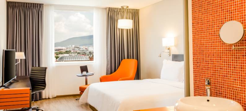 帕丘卡大露台嘉年华酒店(Fiesta Inn Pachuca Gran Patio)图片