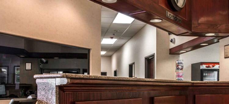 美国旅馆及水福德套房(American Inn & Suites)图片