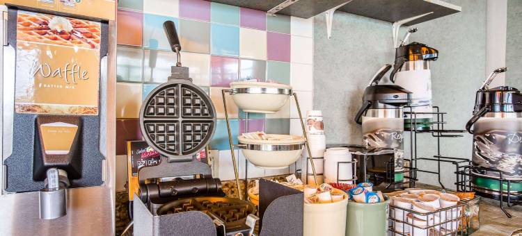 贺茂沙海滩凯艺套房酒店(Quality Inn & Suites Hermosa Beach)图片