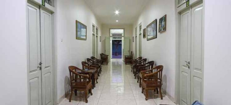 普禾加多贝萨尔酒店(Hotel Besar Purwokerto)图片