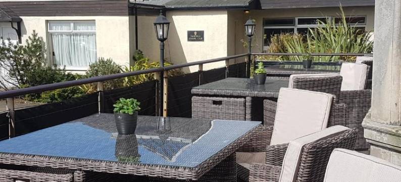 费尔菲尔德别墅酒店(Fairfield House Hotel)图片