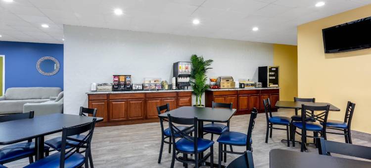 汉普顿戴斯酒店-近体育馆会议中心(Days Inn by Wyndham Hampton Near Coliseum Convention Center)图片