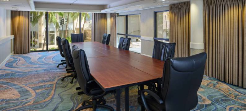 奥瑞格威基基海滩度假酒店(OUTRIGGER Waikiki Beach Resort)图片