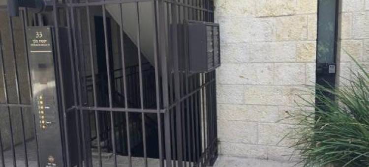 玛米拉游泳池酒店 - 大卫村(Mamilla Pool - David's Village - Jerusalem-Rent)图片