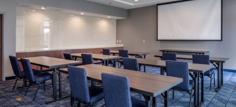 康韦万怡酒店(Courtyard Conway)图片