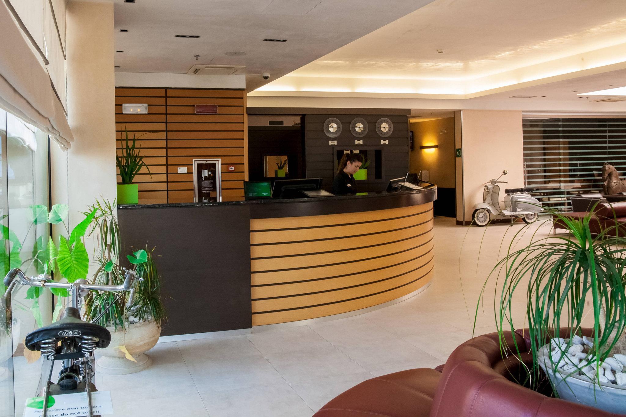 Courtyard Venice Airport Over view