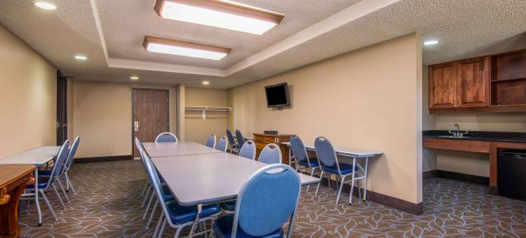 温莎堡科林斯温德姆美吟温德姆酒店(AmericInn by Wyndham Windsor Ft. Collins)图片