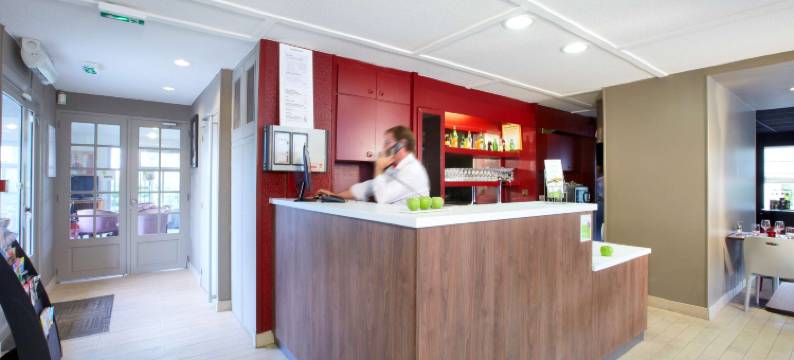 当科克东安布加佩尔康铂酒店(Campanile Dunkerque Est - Armbouts Cappel)图片