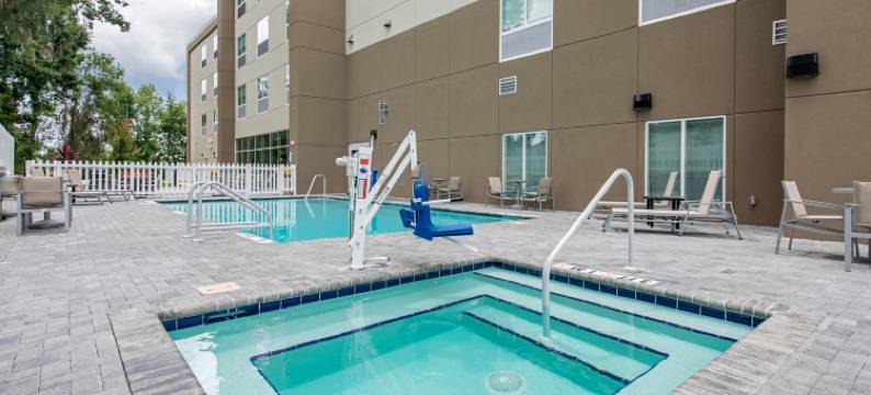 阿拉楚阿盖恩斯维尔地区智选假日套房酒店(Holiday Inn Express & Suites ALACHUA - GAINESVILLE AREA by IHG)图片