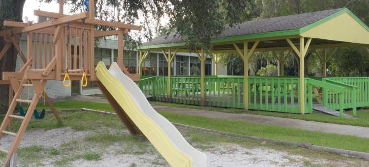 克里斯特尔里弗戴斯酒店(Days Inn by Wyndham Crystal River)图片