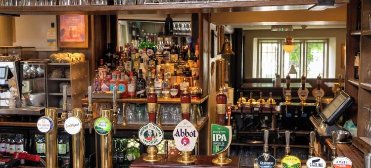 老索德伯里十字双手酒店 - 格林国王旅馆(Cross Hands Hotel by Greene King Inns)图片