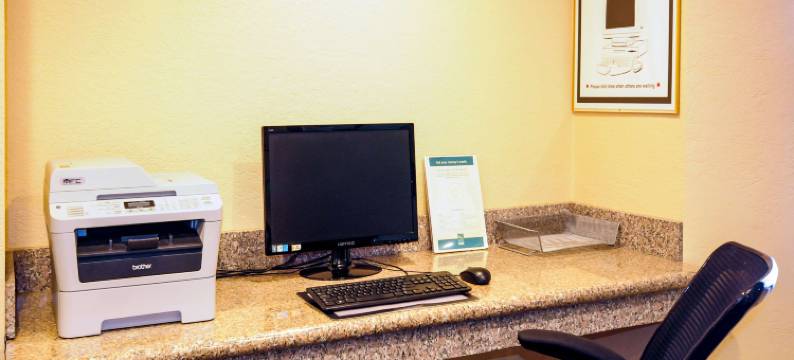 格林贝体育场区品质酒店(Quality Inn Stadium Area Green Bay Stadium)图片