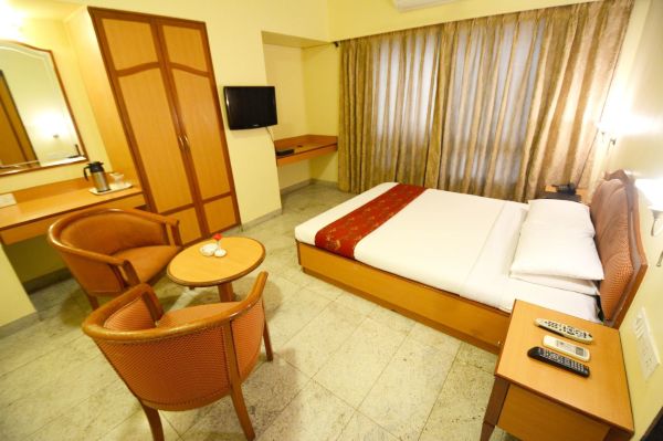 The Samrat Hotel Near Pune Railway Station Hotel Overview