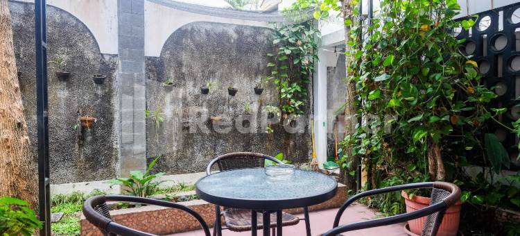 优佳11号精品清真米特拉红门酒店-靠近日惹加查马达大学(Just 11 Boutique Syariah Mitra RedDoorz Near Ugm Yogyakarta)图片