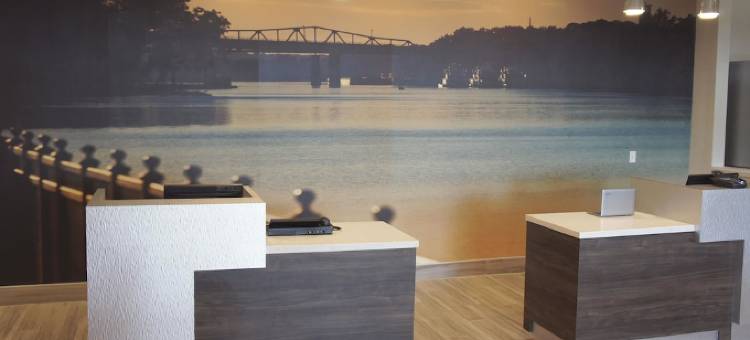 塔斯卡卢萨大学拉昆塔温德姆套房酒店(La Quinta Inn & Suites by Wyndham Tuscaloosa  University)图片