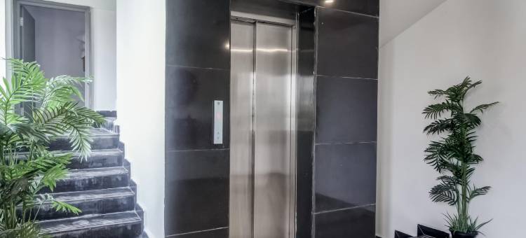 Super Townhouse Rcc Majestic 397 LB Nagar图片