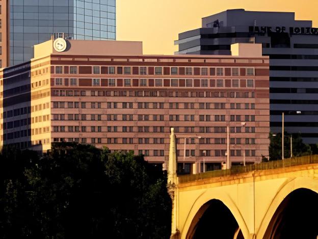 Sheraton Springfield Monarch Place HotelOver view