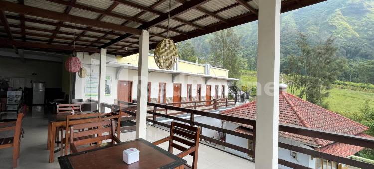 家庭民宿沙丽亚婆罗摩合伙红门酒店(Family Homestay Syariah Bromo Mitra RedDoorz)图片