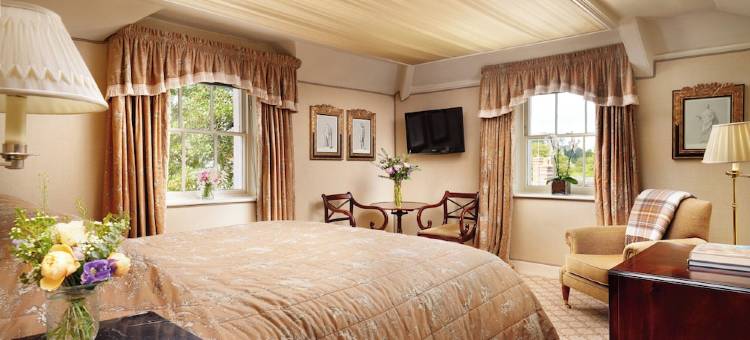 夏天洛奇乡间别墅酒店(Summer Lodge Country House Hotel)图片