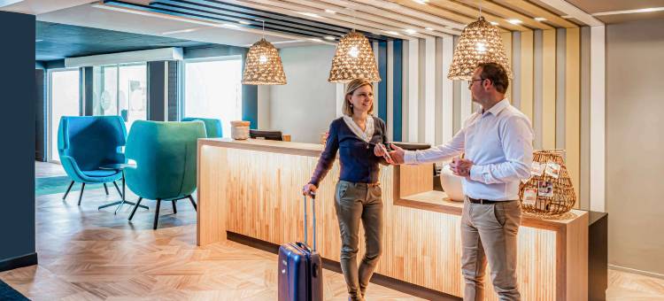 莱斯努瓦耶勒诺富特酒店(Novotel Lens Noyelles)图片