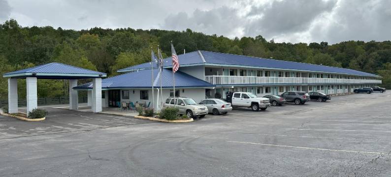 芒特弗农雷弗洛谷温德姆戴斯酒店(Days Inn by Wyndham Renfro Valley Mount Vernon)图片