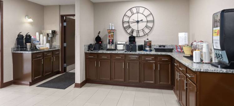 萨默斯维尔速 8 酒店(Super 8 By Wyndham Summersville)(Super 8 by Wyndham Summersville/New River National Park)图片