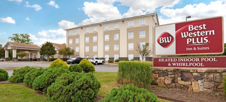 十字路贝斯特韦斯特优质套房酒店(Best Western Plus Crossroads Inn  Suites)图片