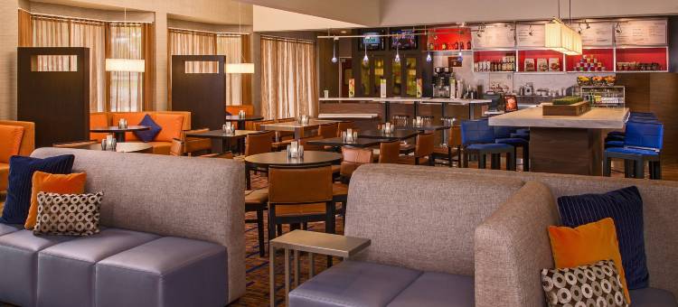 里士满西部万怡酒店(Courtyard Richmond West)图片