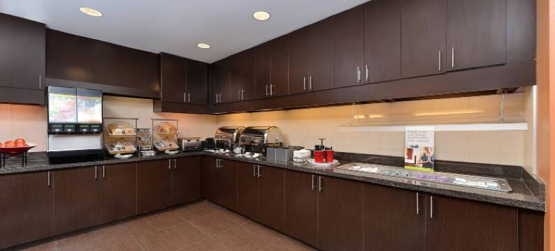 科拉尔维尔Residence Inn 酒店(Residence Inn Coralville)图片