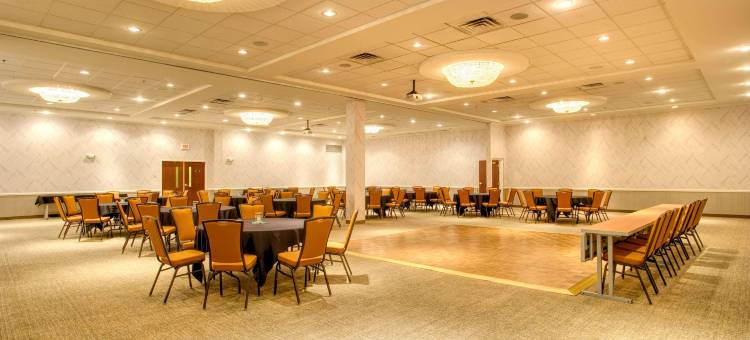 劳伦斯市中心万豪SpringHill酒店(SpringHill Suites Lawrence Downtown)图片