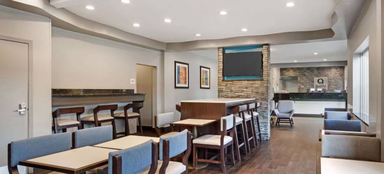 伯明翰品质酒店 - 高速公路280(Quality Inn & Suites Birmingham - Highway 280)图片