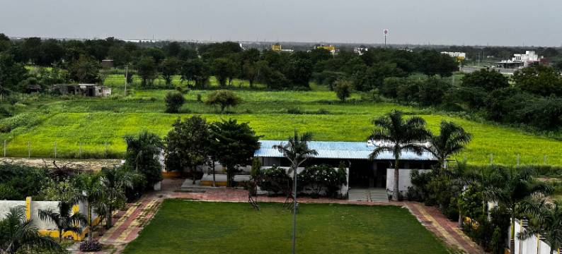 天鹅报酒店(Hotel Rajhans)图片