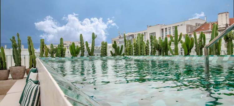 布朗斯大道酒店(Brown's Avenue Hotel)图片