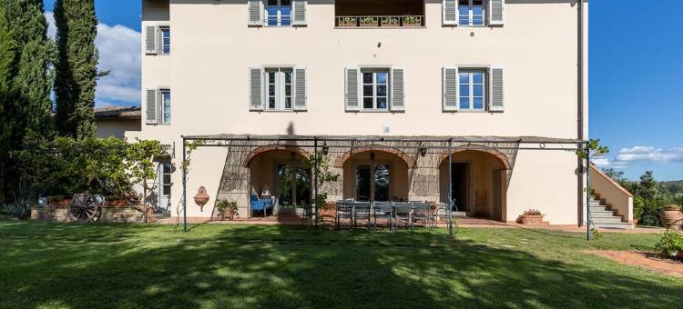 Villa in Chianti with private pool, walking to a restaurant Electric car charger图片