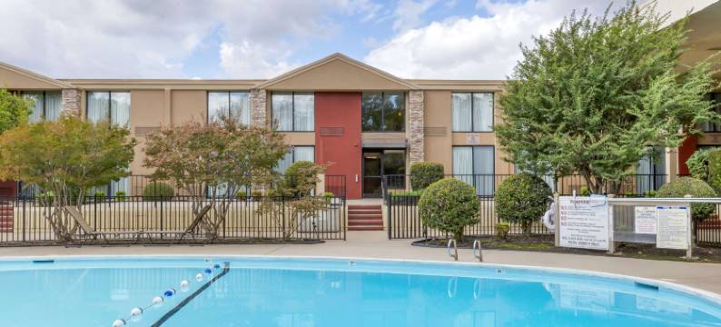 伯灵顿贝斯特韦斯特优质酒店(Best Western Plus Burlington)图片