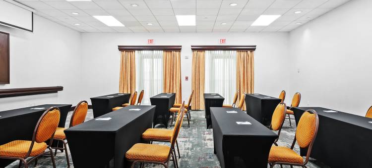 劳德代尔堡机场邮轮码头Homewood Suites by Hilton(Homewood Suites by Hilton Ft. Lauderdale Airport and Cruise Port)图片