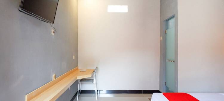 红多兹伊斯兰酒店-近特加尔阿伦阿伦(RedDoorz Syariah Near Alun Alun Tegal)图片