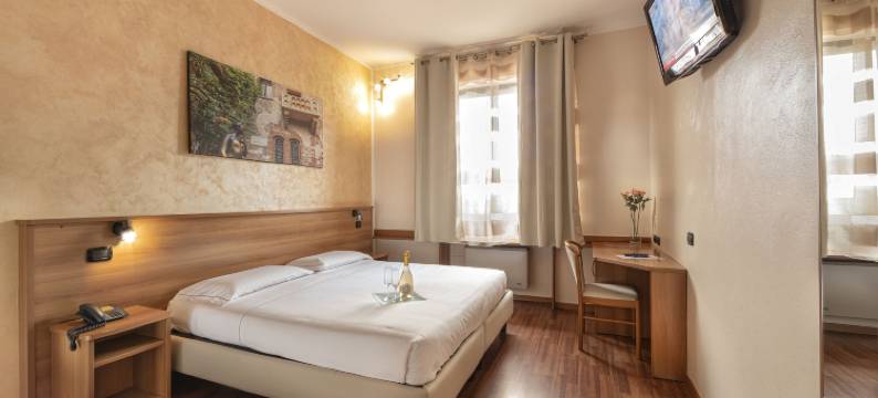 波斯托伊纳酒店(Hotel Postumia)图片